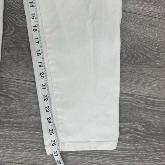 Quince Women’s White Cargo Pants | High Rise Utility Style | Size 26 - Picture 14 of 15